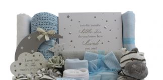 Why Choose A Baby Gift Hamper Singapore Style?